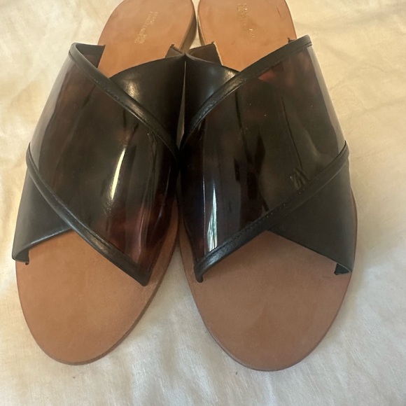 Diane Von Furstenberg Size 8 Cross Strap Sandals - Picture 3 of 5